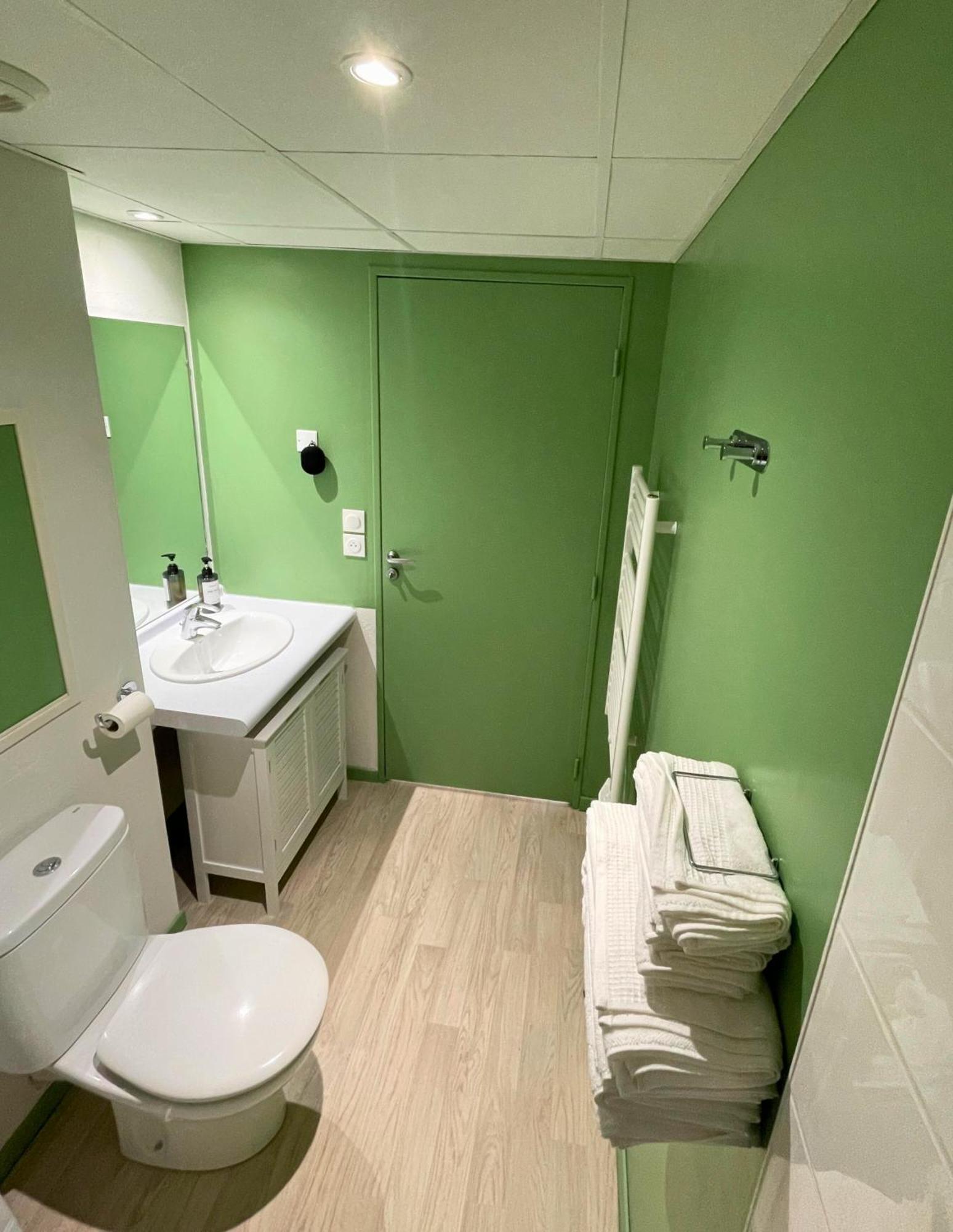 Boudoir - Clim-Wifi-Twin-Gare Apartment Lourdes Ngoại thất bức ảnh